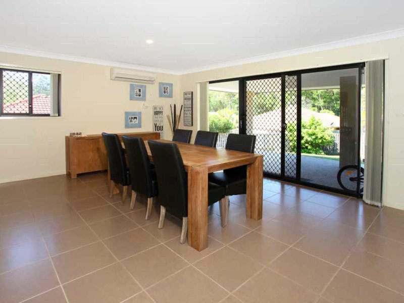 Photo - 10 Mcguire Court, Maudsland QLD 4210 - Image 9