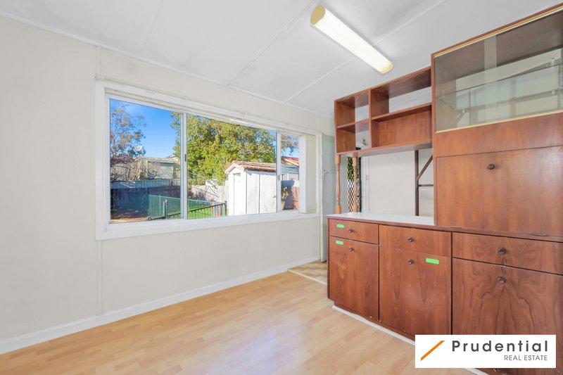 Photo - 10 Mclean Road, Campbelltown NSW 2560 - Image 3