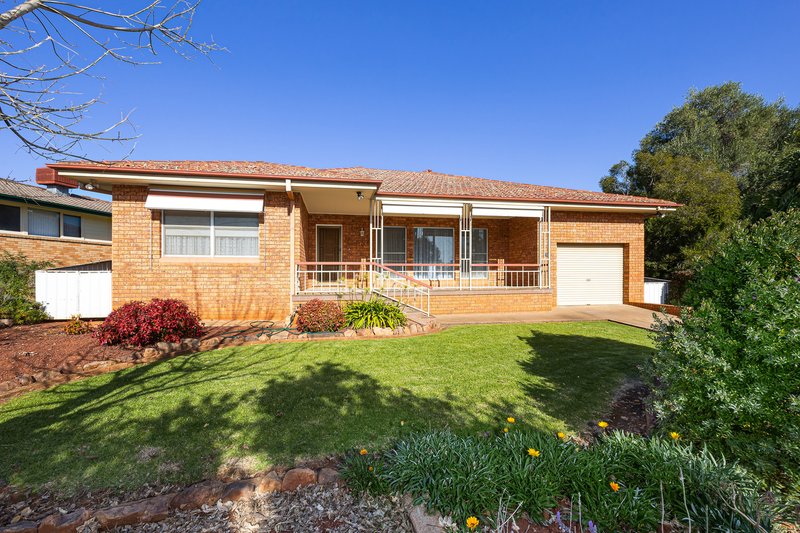 10 Meagher Street, Temora NSW 2666