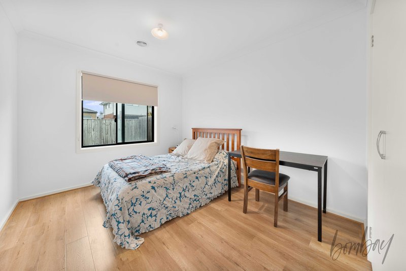 Photo - 10 Median Grange, Donnybrook VIC 3064 - Image 10