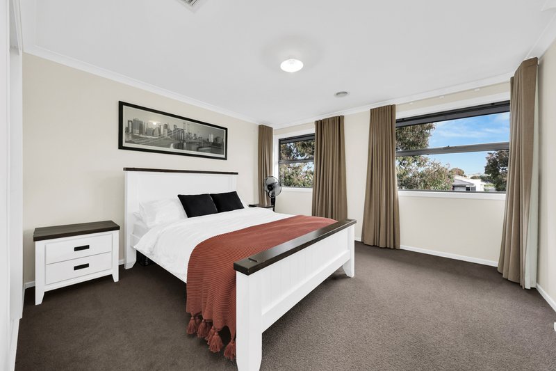 Photo - 10 Melliodora Drive, Mernda VIC 3754 - Image 16