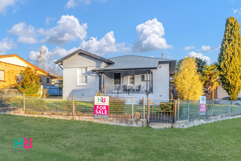 Photo - 10 Mena Place, Lithgow NSW 2790 - Image 1