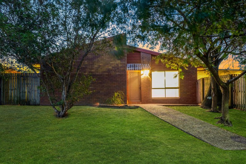 Photo - 10 Mendip Street, Rochedale South QLD 4123 - Image 2