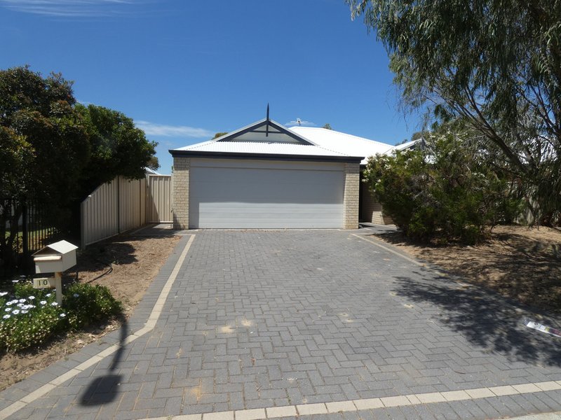 10 Menna Brace , Greenfields WA 6210