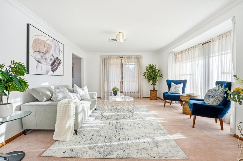 Photo - 10 Mensa Place, Castle Hill NSW 2154 - Image 2