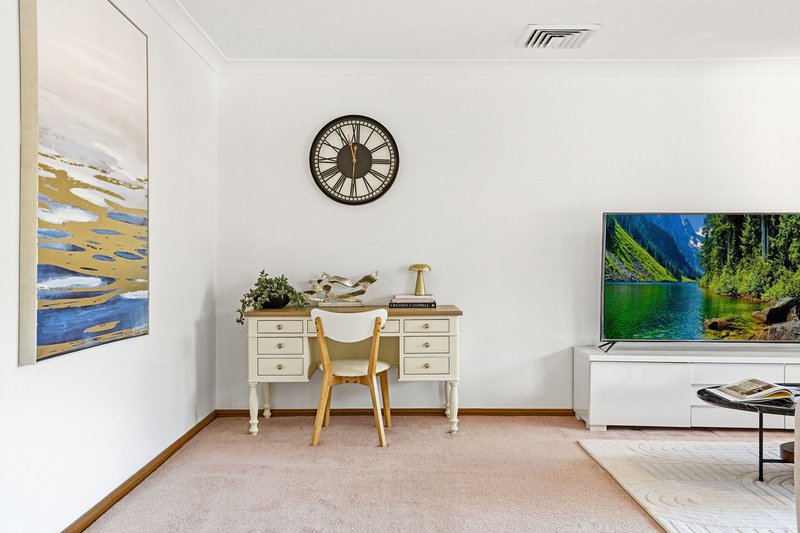 Photo - 10 Mensa Place, Castle Hill NSW 2154 - Image 7