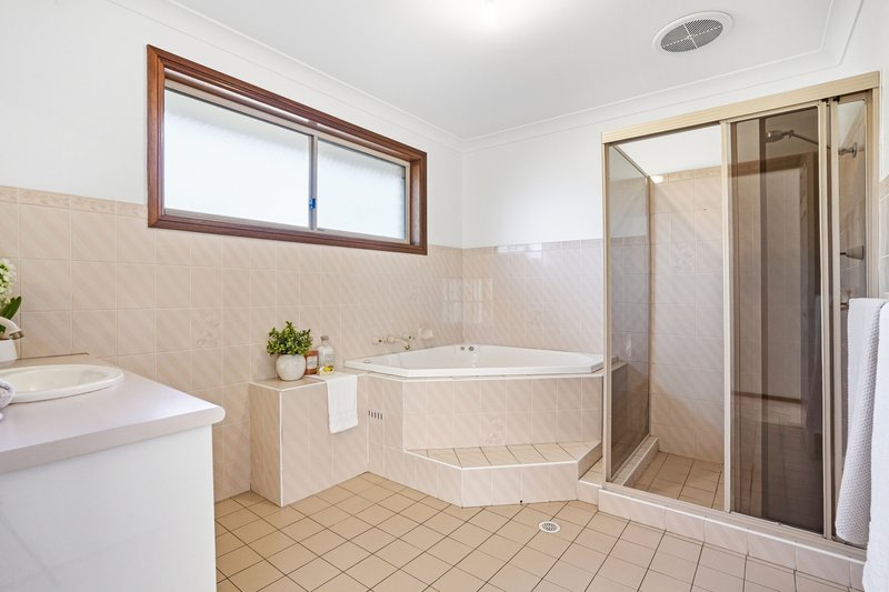 Photo - 10 Mensa Place, Castle Hill NSW 2154 - Image 9
