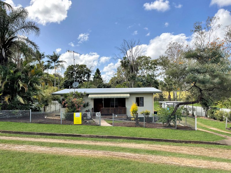 Photo - 10 Menzies Street, Miriam Vale QLD 4677 - Image