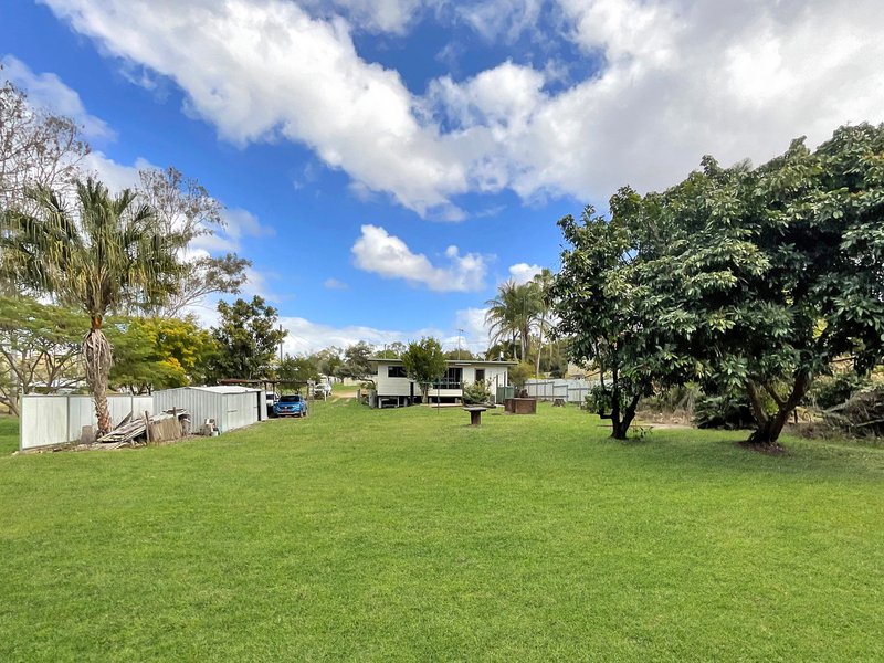 Photo - 10 Menzies Street, Miriam Vale QLD 4677 - Image 4