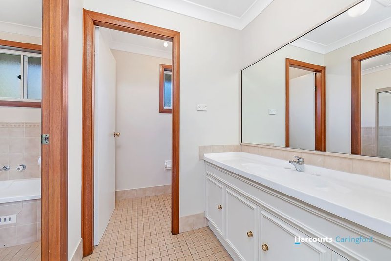 Photo - 10 Merelynne Avenue, West Pennant Hills NSW 2125 - Image 6