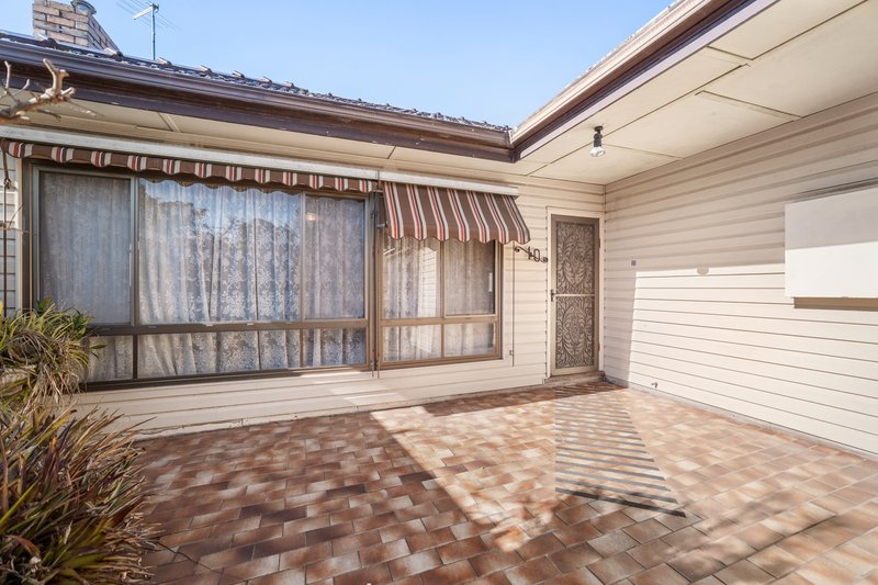 Photo - 10 Mernda Avenue, Cheltenham VIC 3192 - Image 3