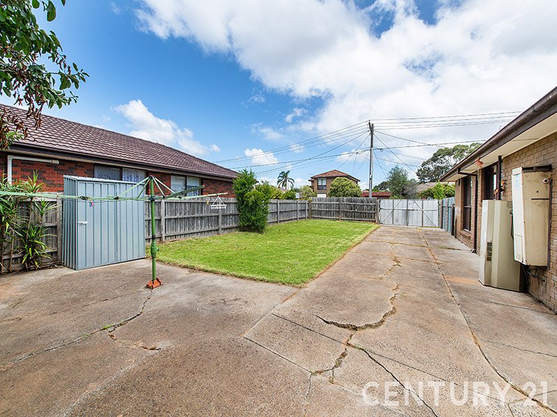 Photo - 10 Mia Street, Clarinda VIC 3169 - Image 8