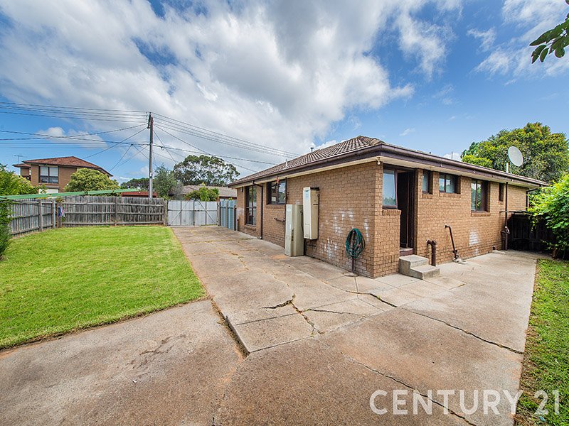 Photo - 10 Mia Street, Clarinda VIC 3169 - Image 9