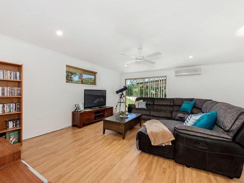 Photo - 10 Milkbush Court, Bonogin QLD 4213 - Image