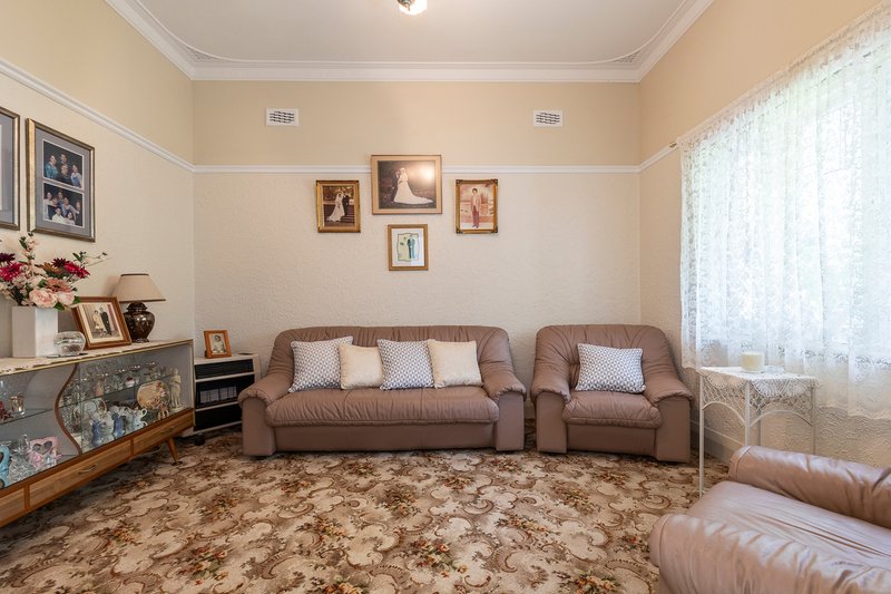 Photo - 10 Milton Street, Mount Hawthorn WA 6016 - Image 4