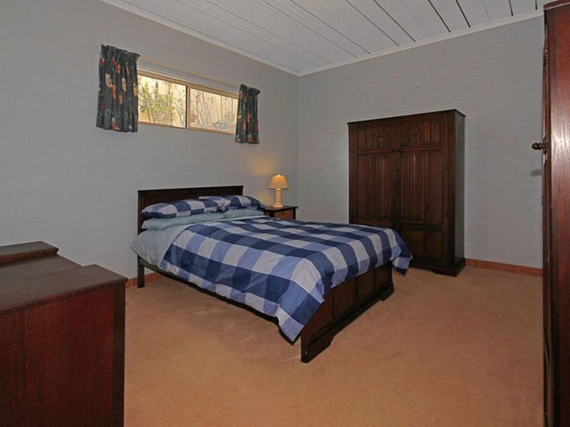 Photo - 10 Mimosa Place, Malua Bay NSW 2536 - Image 14