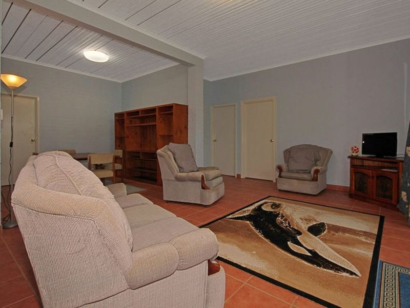 Photo - 10 Mimosa Place, Malua Bay NSW 2536 - Image 11