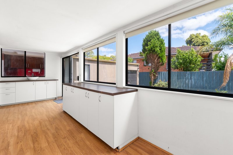 Photo - 10 Mimosa Road, Mill Park VIC 3082 - Image 18