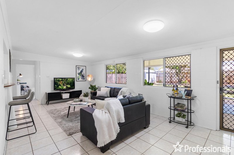 10 Mintaro Crescent, Woree QLD 4868