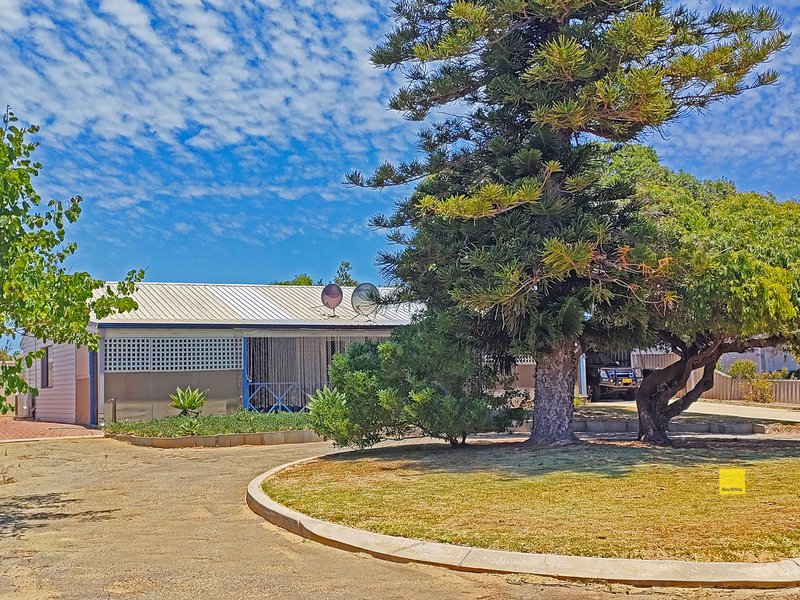 10 Mitchell Street, Green Head WA 6514