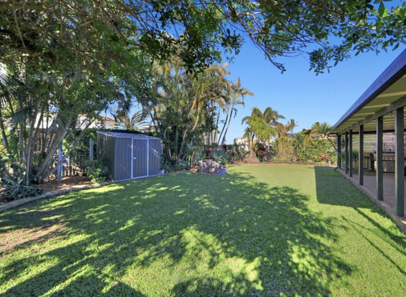 Photo - 10 Mokera Street, Coral Cove QLD 4670 - Image 18