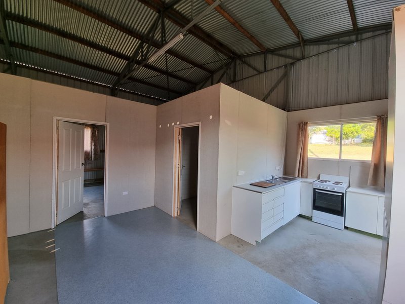 Photo - 10 Monal St , Mulgildie QLD 4630 - Image 5