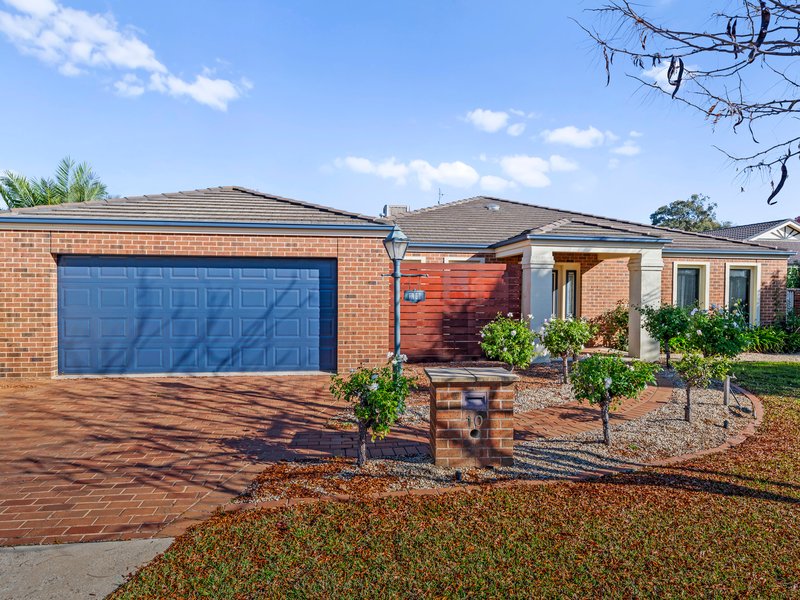 Photo - 10 Monash Drive, Benalla VIC 3672 - Image 2