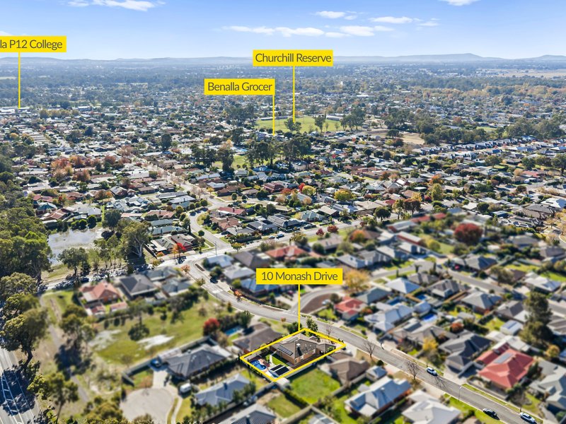 Photo - 10 Monash Drive, Benalla VIC 3672 - Image 4