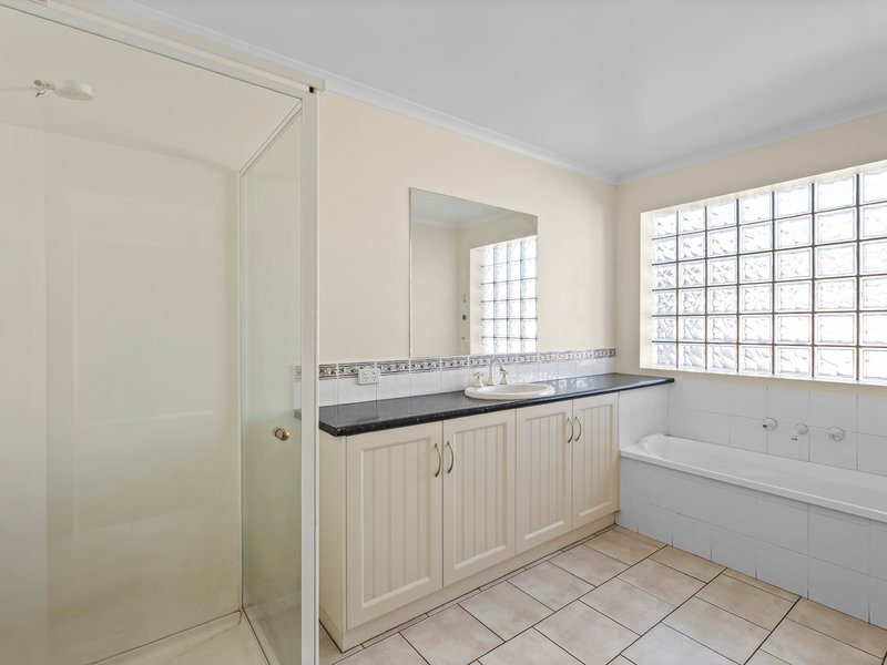 Photo - 10 Monash Drive, Benalla VIC 3672 - Image 10