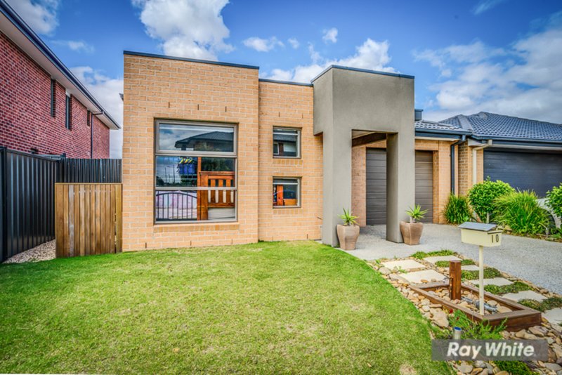 10 Monet Drive, Truganina VIC 3029