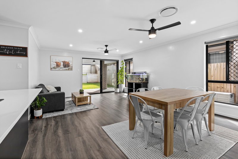Photo - 10 Monkira Street, Morayfield QLD 4506 - Image 7