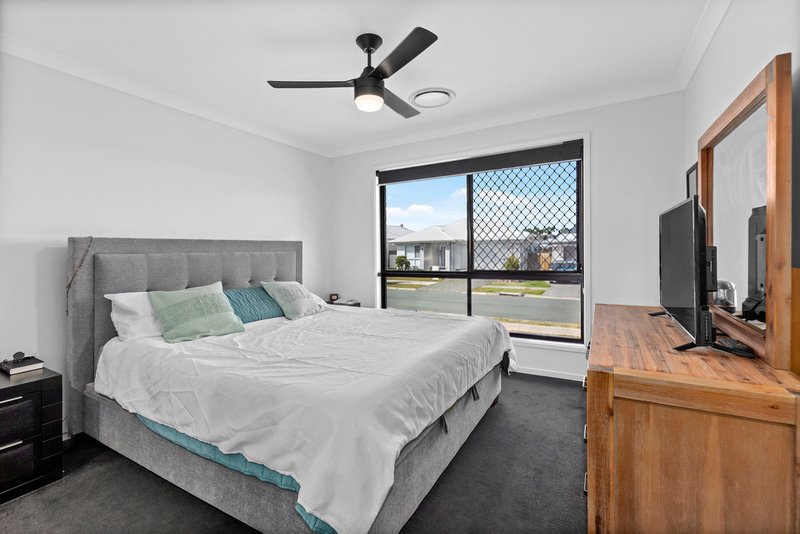 Photo - 10 Monkira Street, Morayfield QLD 4506 - Image 8