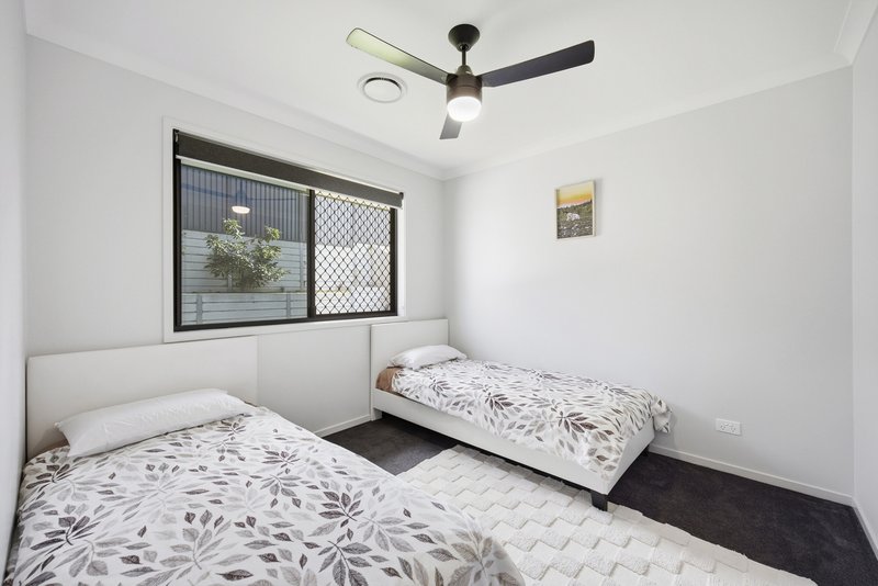 Photo - 10 Monkira Street, Morayfield QLD 4506 - Image 14