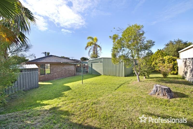 Photo - 10 Monkton Way, Warnbro WA 6169 - Image 14