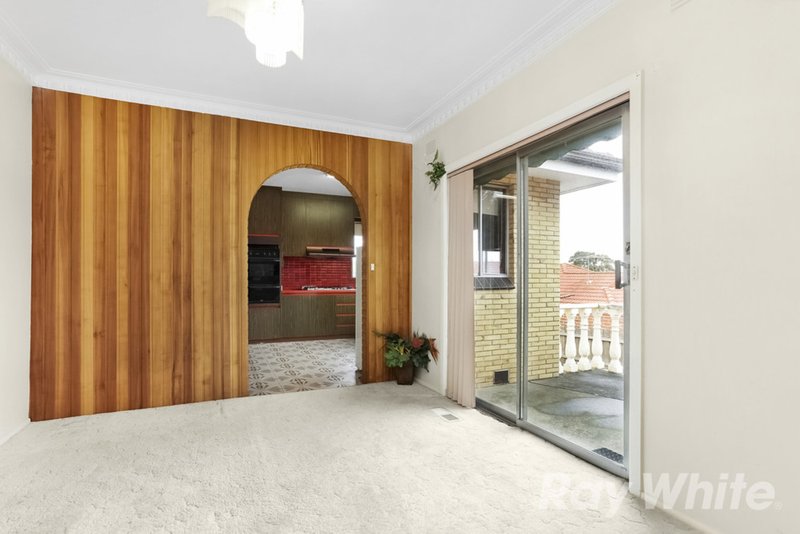 Photo - 10 Montana Avenue, Mulgrave VIC 3170 - Image 6