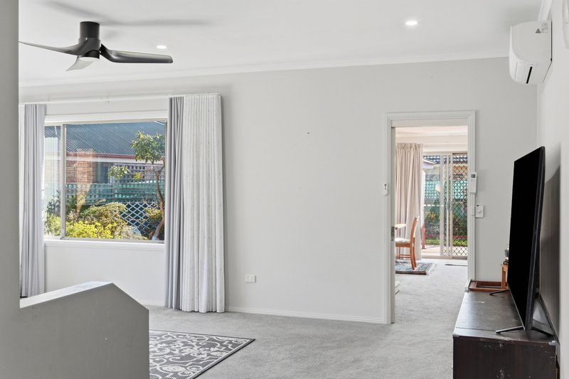 Photo - 10 Moore Park Drive, Glenorchy TAS 7010 - Image 4