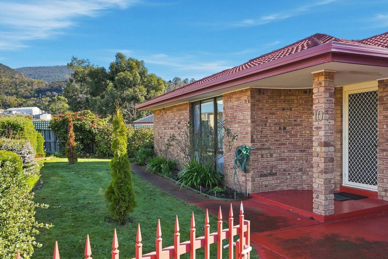 Photo - 10 Moore Park Drive, Glenorchy TAS 7010 - Image 28