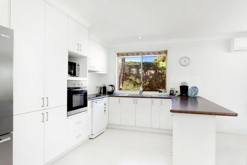 Photo - 10 Moreton Bay Ave , Coffs Harbour NSW 2450 - Image 6