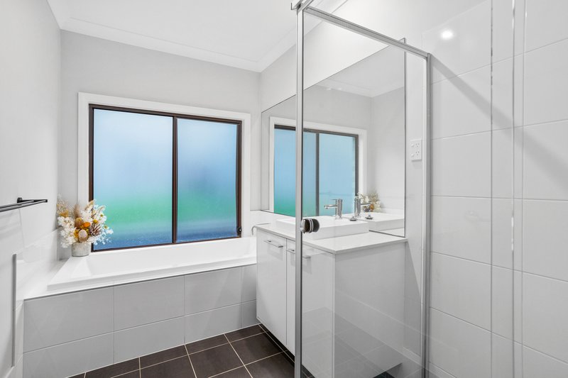 Photo - 10 Mornington Court, Shell Cove NSW 2529 - Image 8