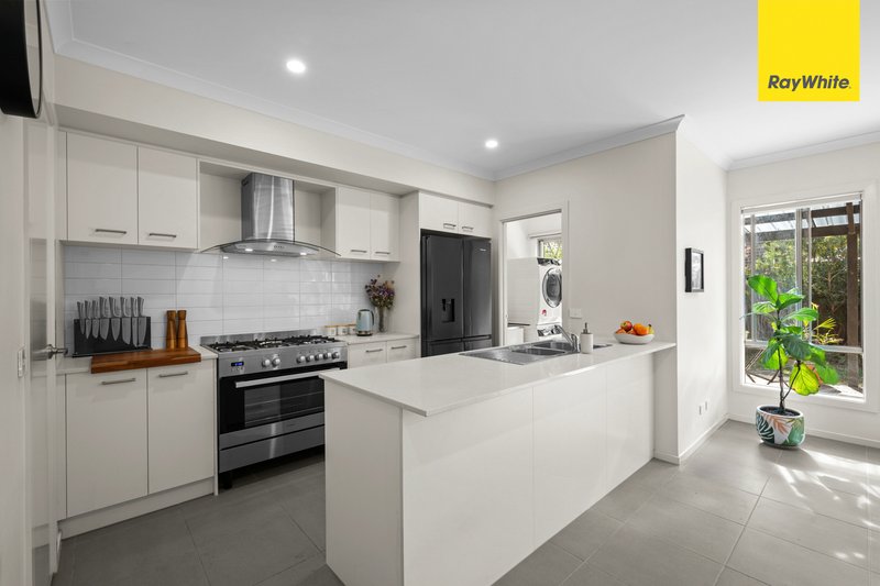 Photo - 10 Moroka Avenue, Weir Views VIC 3338 - Image 13