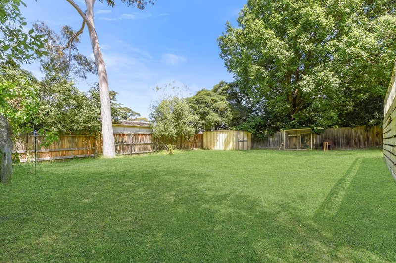 Photo - 10 Morrison Court, Mount Waverley VIC 3149 - Image 3