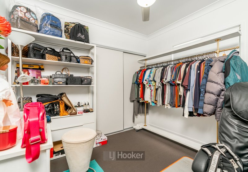 Photo - 10 Mount Glorious Street, Park Ridge QLD 4125 - Image 11