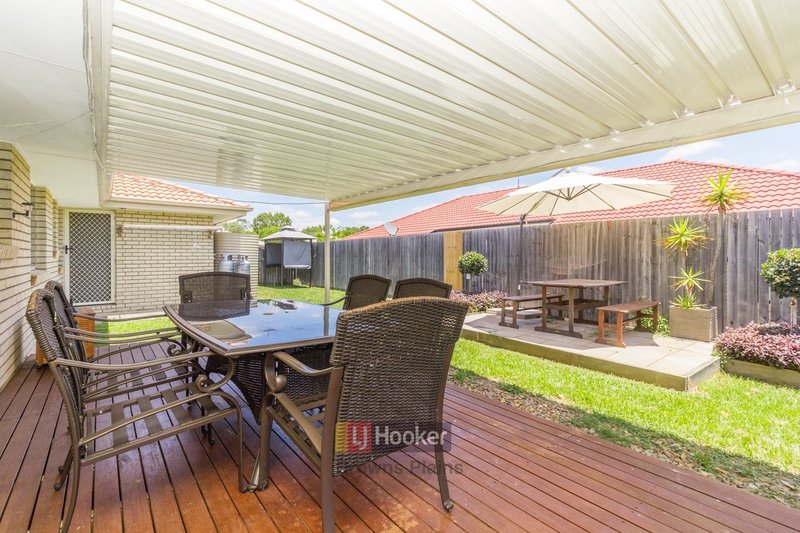 Photo - 10 Moxey Street, Marsden QLD 4132 - Image 6