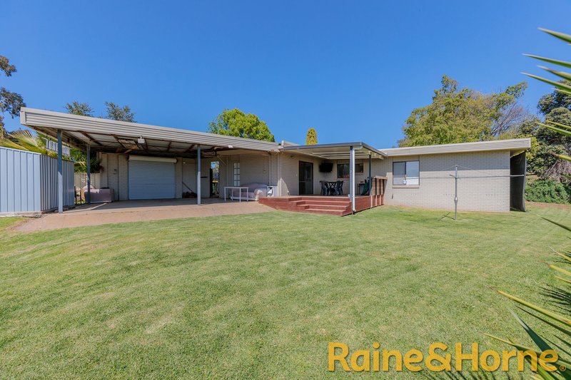 Photo - 10 Mulga Court, Dubbo NSW 2830 - Image 12