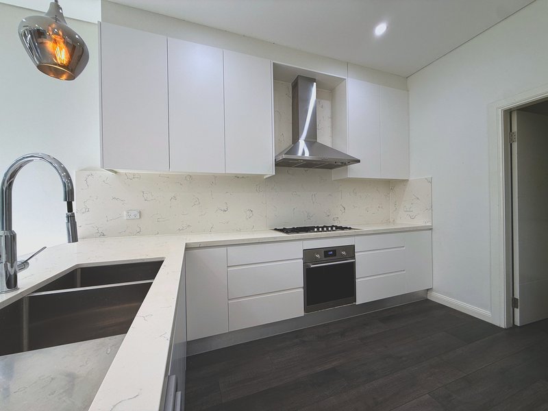Photo - 10 Mulyan Avenue, Carlingford NSW 2118 - Image 25