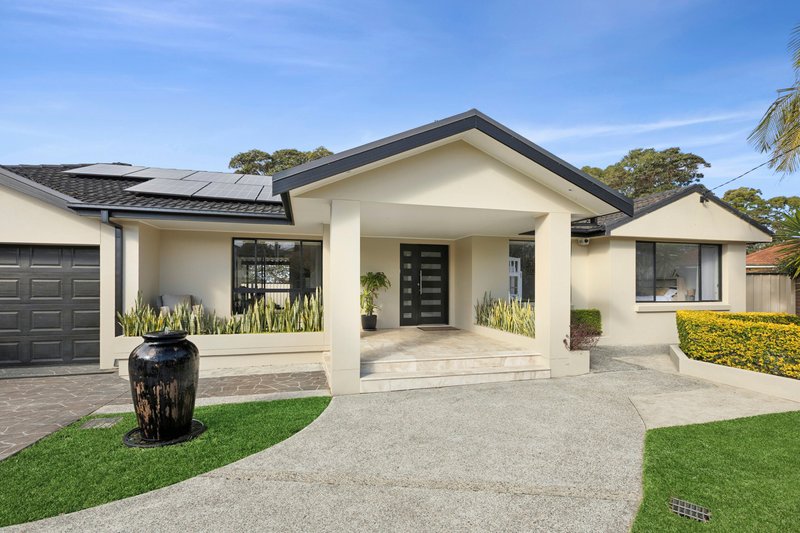 Photo - 10 Mundara Place, Narraweena NSW 2099 - Image 1