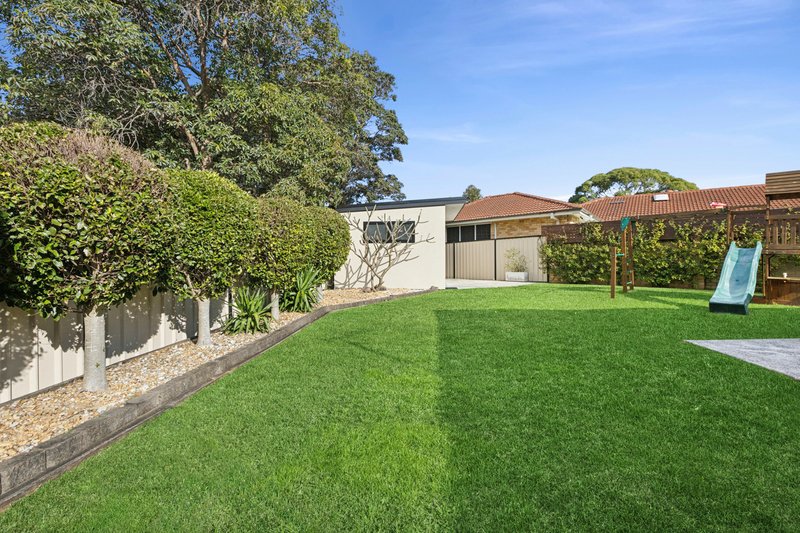 Photo - 10 Mundara Place, Narraweena NSW 2099 - Image 7