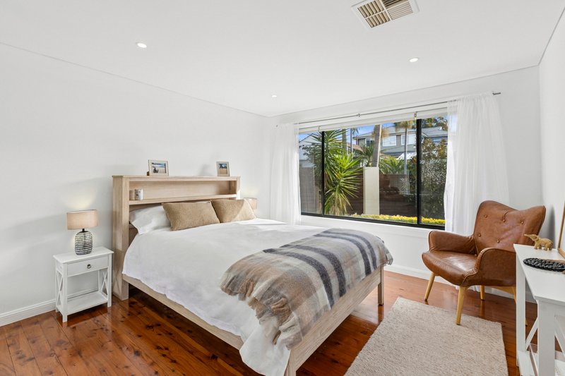 Photo - 10 Mundara Place, Narraweena NSW 2099 - Image 9
