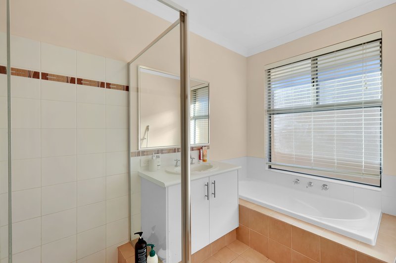 Photo - 10 Munich Link, Piara Waters WA 6112 - Image 21