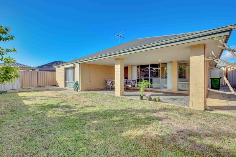 Photo - 10 Munich Link, Piara Waters WA 6112 - Image 23